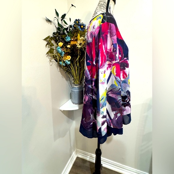 Valerie Stevens Floral Nylon Trimmed Bell Sleeved Long Sleeve Blouse size L - Picture 2 of 8